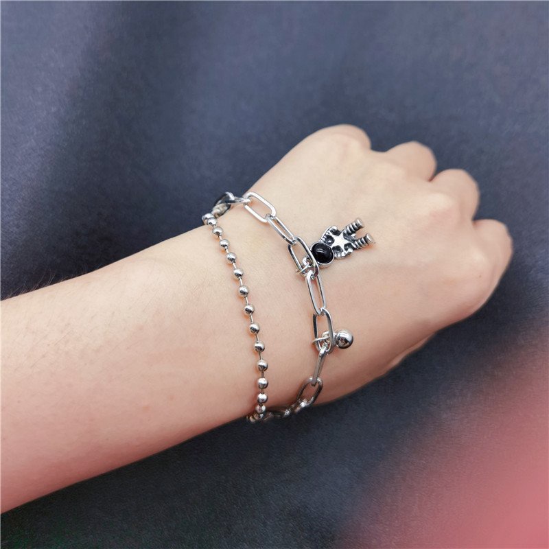 Vòng Tay Hai Lớp Bằng Kim Loại Màu Bạc Hình Phi Hành Gia Dành Cho Cặp Đôi