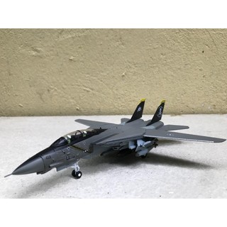 Mô hình máy bay f-14a gumman tomcat 1:100
