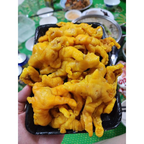 CHÂN GÀ RÚT XƯƠNG Ủ MUỐI HOA TIÊU KHAY 500GR