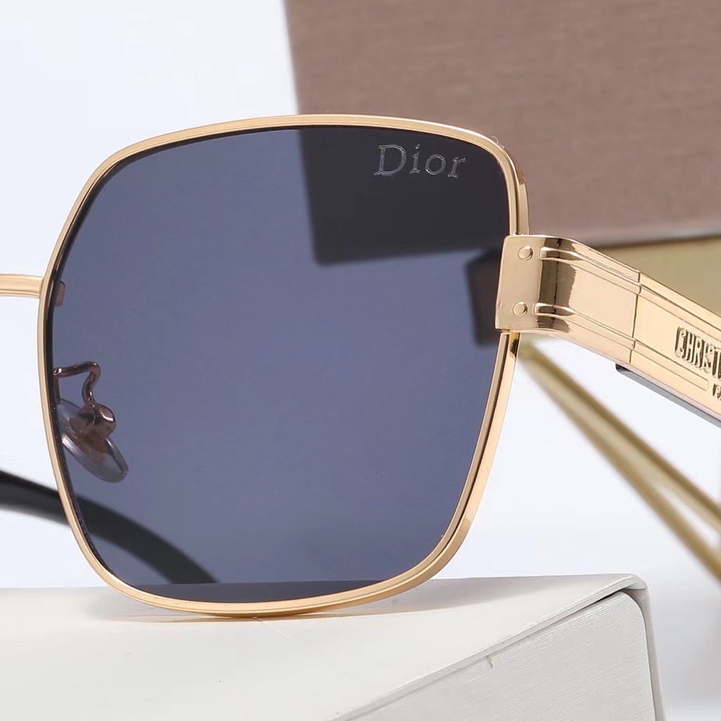 Kính Chống Tia UV400 Tròng Vuông Kim Loại Chống Phản Quang Thời Trang Cho Nam Và Nữ