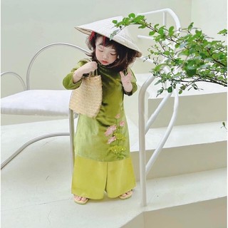 Áo Dài Diện Tết Kèm Bờm Ngọc Cho Bé