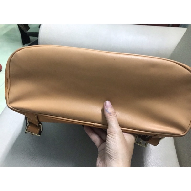 Balo hàng si tuyển lỗi nhẹ