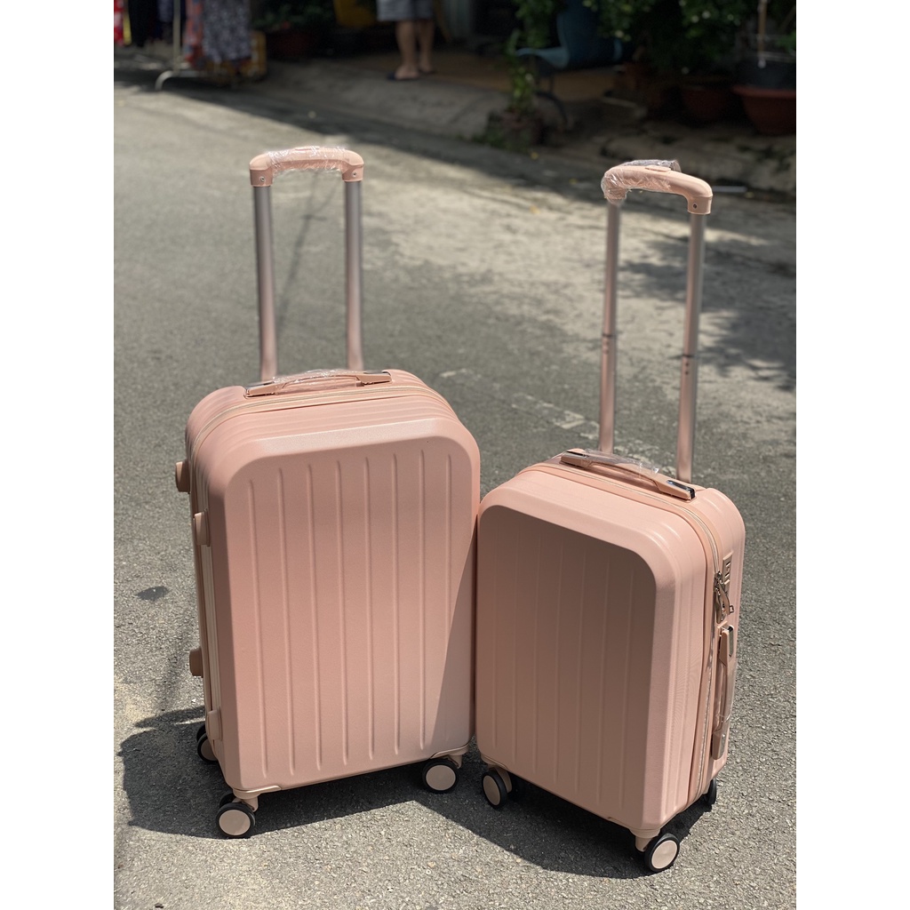 Vali kéo du lịch size 28 inch (cực đại) xoay 360 độ, tiện dụng, chống va đập (BH 5n)