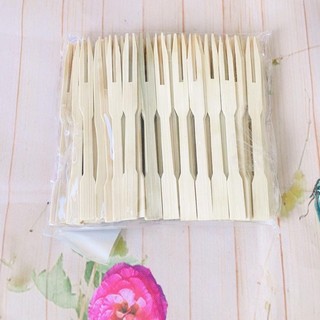 Nĩa gỗ tiện dụng 9cm