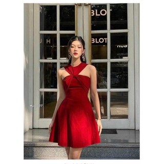 VA389       ĐẦM ĐỎ CỔ YẾM