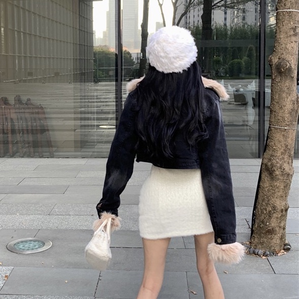 Áo Khoác Denim Phối Len Lông Cừu Đen Dày Dặn Dáng Ngắn Thời Trang Mùa Đông 2022 Cho Nữ