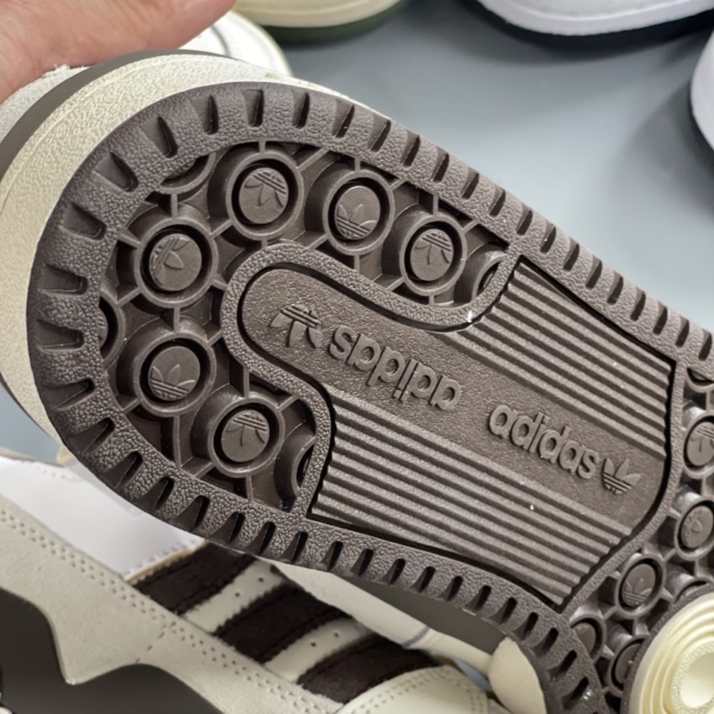 Giày thể thao 3 sọc