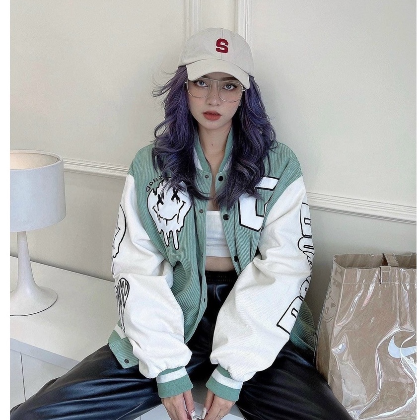Áo Khóac Nhung Tâm Jacket Varsity Graffiti
