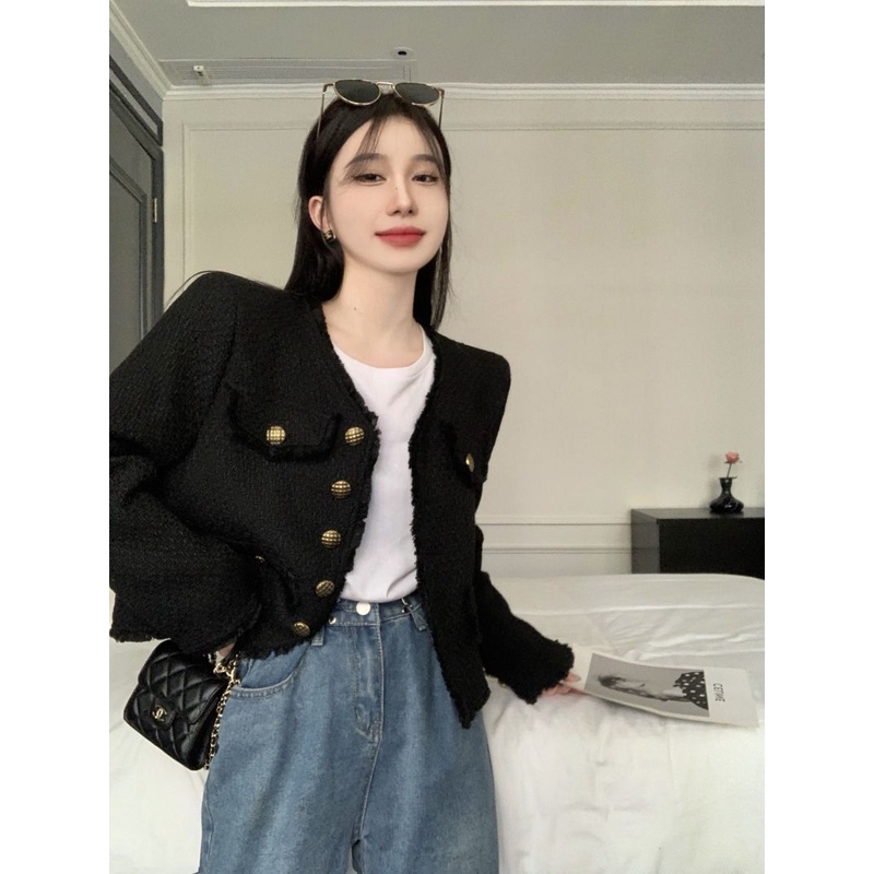 Áo khoác dạ Tweed tay dài, dáng ngắn, màu đen, trendy, thời trang Genzzz.vn phù hợp màu thu đông dành cho nữ