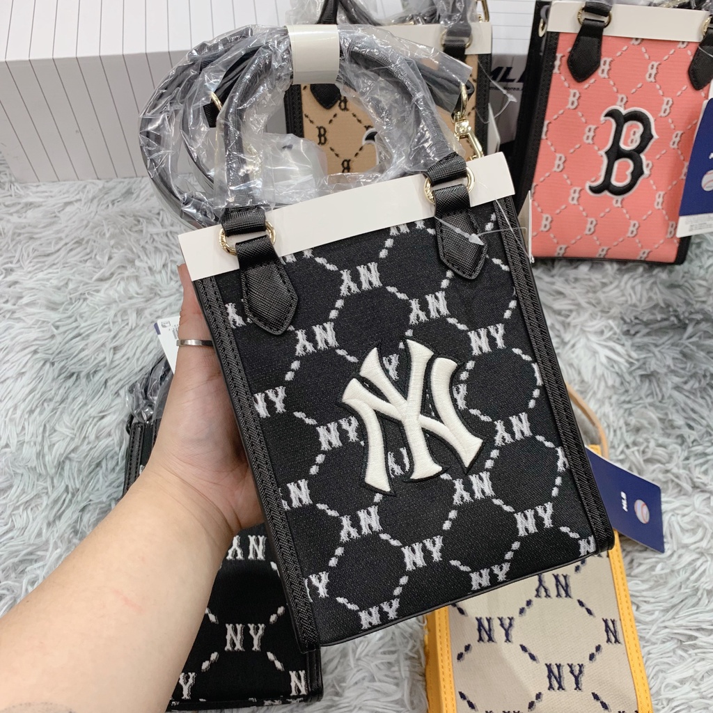 [HÀNG CHÍNH HÃNG] TÚI ĐEO CHÉO-HANDPHONE MLB DIA MONO UNISEX NAM NỮ PHÙ HỢP ĐI CHƠI ĐI TIỆC ĐI LÀM - CHÍNH HÃNG 100%