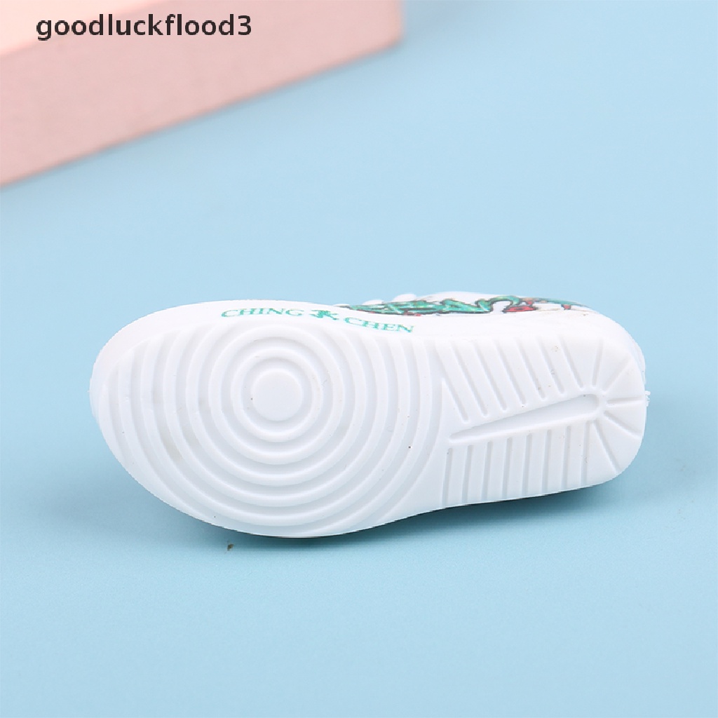 Đồ Chơi Giày Trượt Ván Ngón Tay Mini Cho Bé