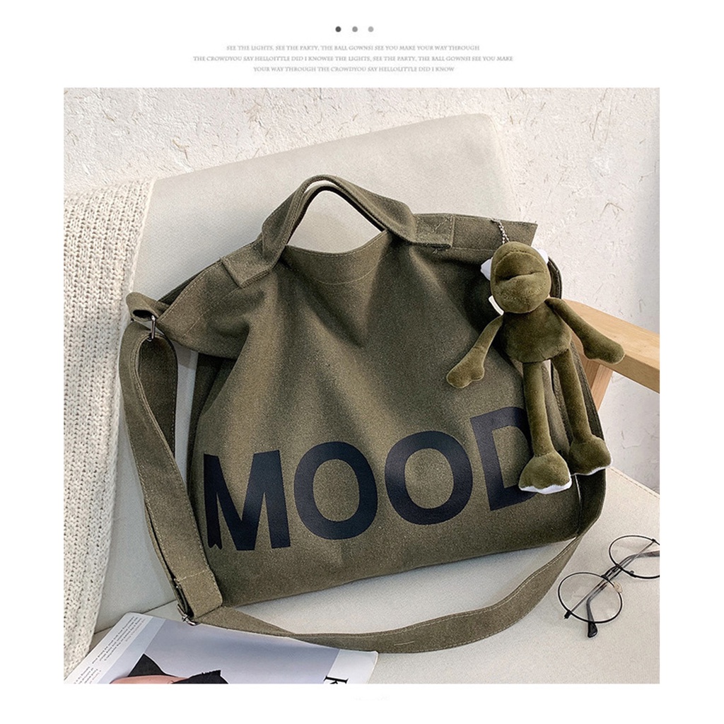 Có thể bán buôn Túi Đeo Vai In Chữ Cổ Xách Vải Dung Tích Lớn Búp Bê Mặt Dây Chuyền Cho Học Sinh Viên Ilikebag Hàng giao ngay