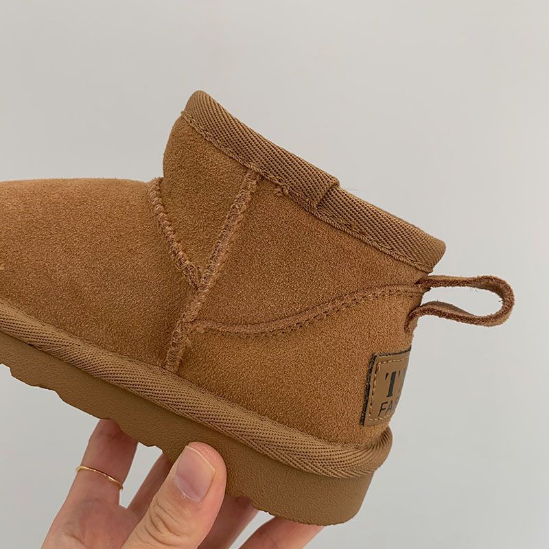 Giày Bốt Đi Tuyết Trẻ Em. Giày Bốt cotton Lót Nhung Dày Dặn Giữ Ấm Chống Trượt Thời Trang Mùa Đông Cho Bé