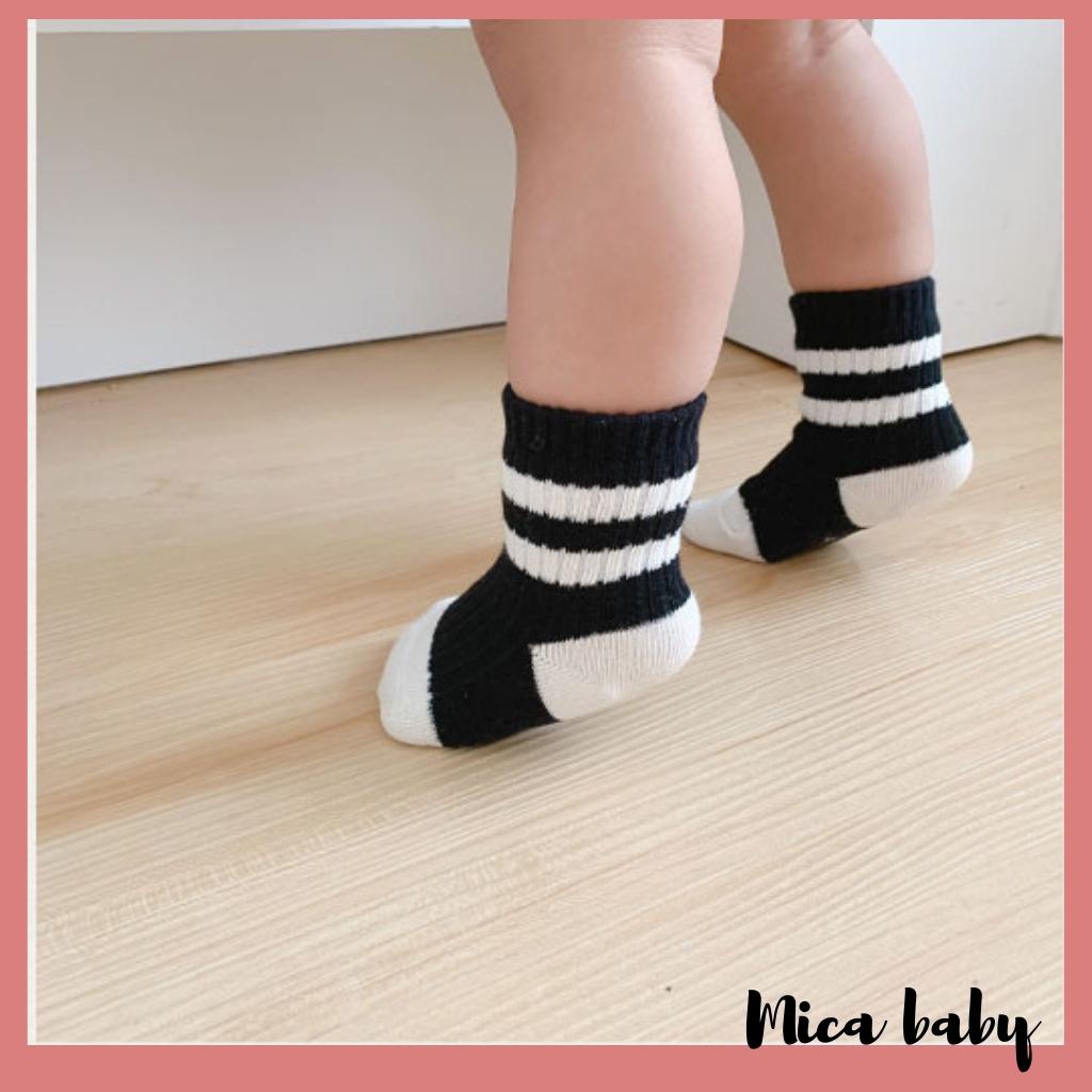 Tất vớ cao cổ cho bé kiểu dáng kẻ ngang đáng yêu cho bé T33 Mica baby