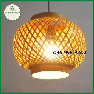 Chao đèn mây tre thả trần hình đèn lồng trang trí quán ăn, cafe, sân vườn