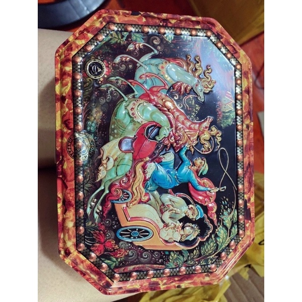 Trà Hộp Sắt Của Nga