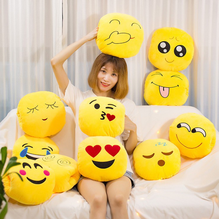 Gối Giữ Ấm Tay Hình Mặt Cười Hoạt Hình Dễ Thương