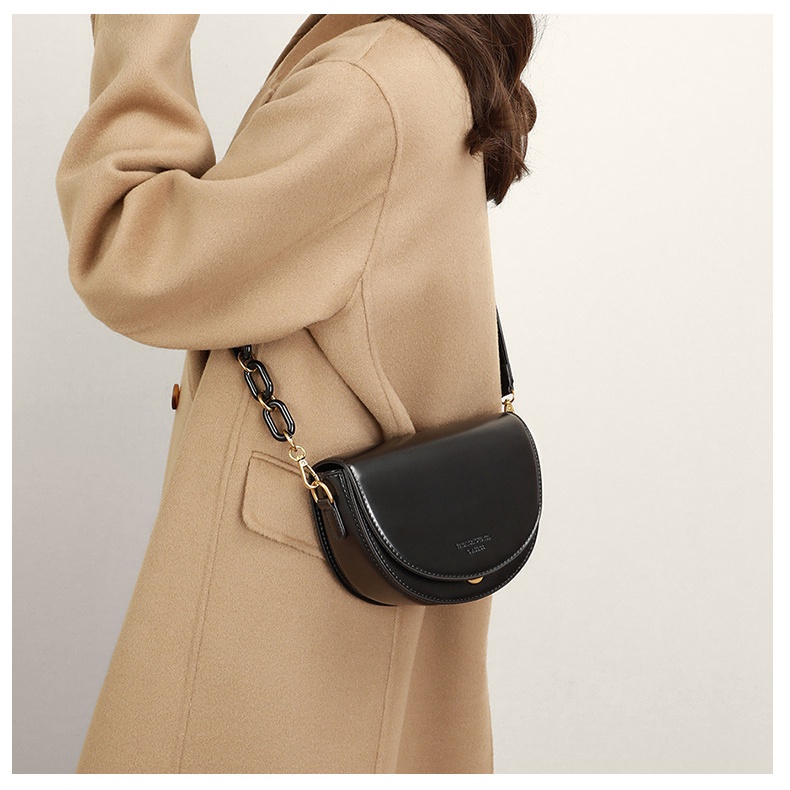 Túi đeo chéo nữ form nửa hình tròn - Saddle Bag