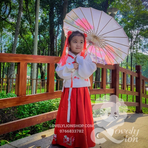 Bộ hán phục áo trắng váy đỏ thêu hoa+tặng trâm cài+quạt giấy+ruy băng buộc tóc