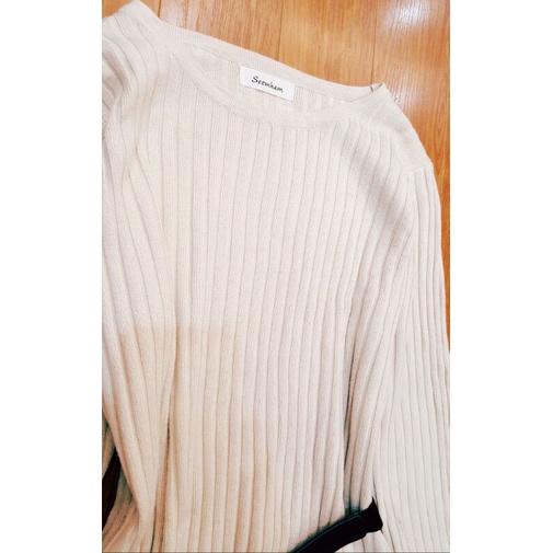 Đầm len màu kem 2hand