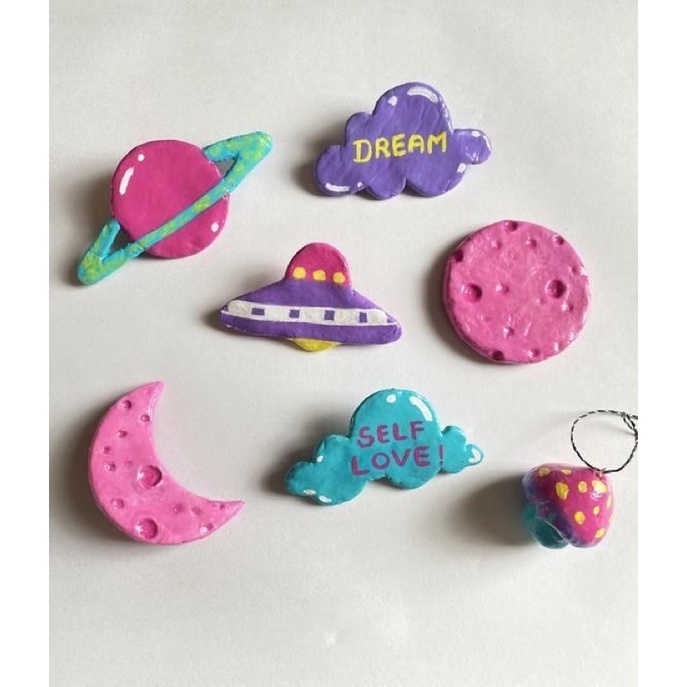 Ghim cày áo handmade đất sét tự tạo hình màu sắc dễ thương