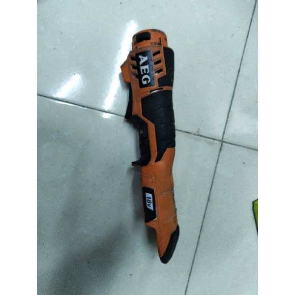 thân dưới máy cắt rung AEG