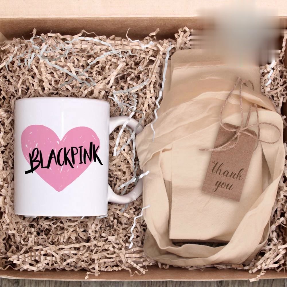 Cốc Caffe In Logo Blackpink Hình Trái Tim - QUÀ TẶNG K-POP