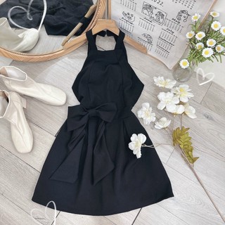 Jumpsuit cổ yếm kèm nơ rời
