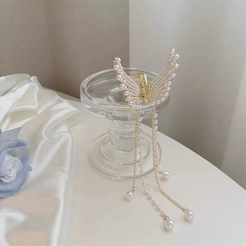 Cặp Kẹp Tóc Bán Nguyệt Đính Ngọc Trai Hình Bướm Và Dây Tua Rua Thời Trang Cao Cấp