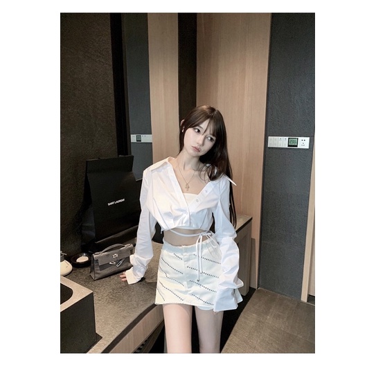 SET ÁO SƠ MI CROPTOP CHÂN VÁY CHỮ A ĐÍNH KIM LOẠI