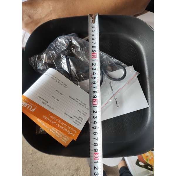 Chảo lẩu điện vuong 3 lít Fujika. Hàng chính hãng , bảo hành 12 tháng