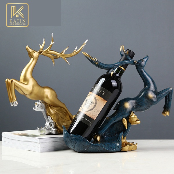 Giá rượu tuần lộc may măn, mô hình trang trí tủ rượu decor phong khách kệ tivi quà tặng tân gia- KATIN