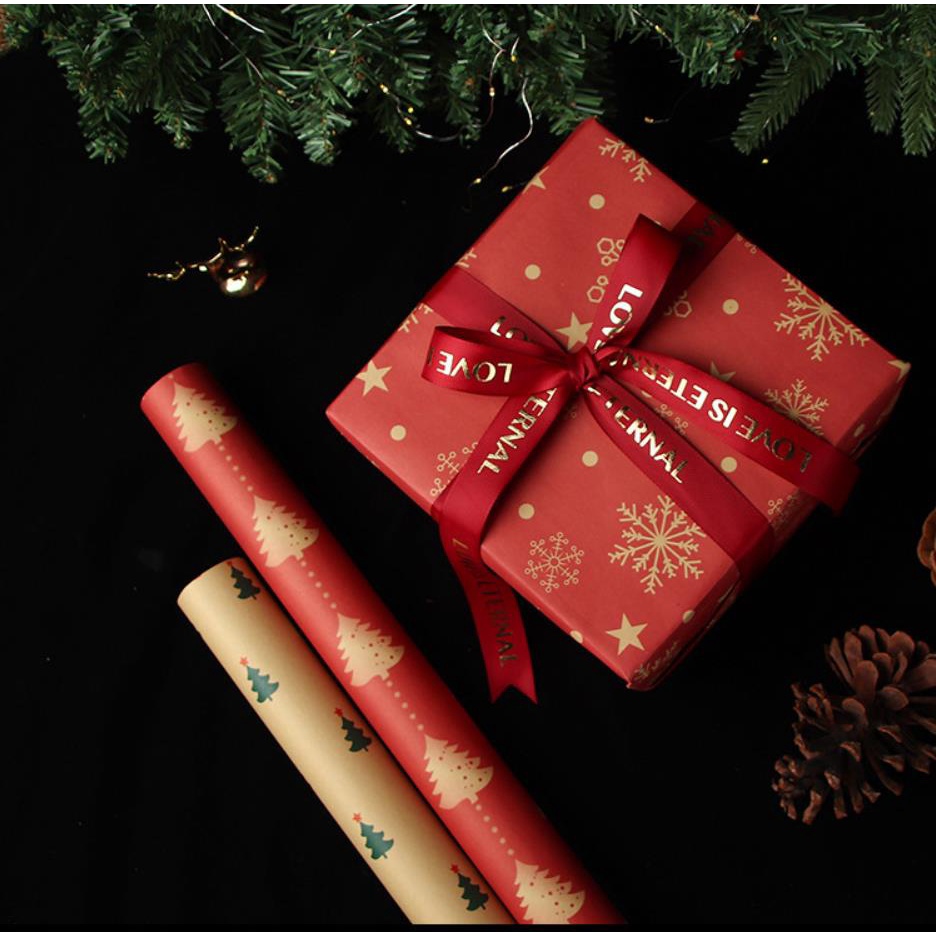 Giấy Gói Quà Họa Tiết Giáng Sinh