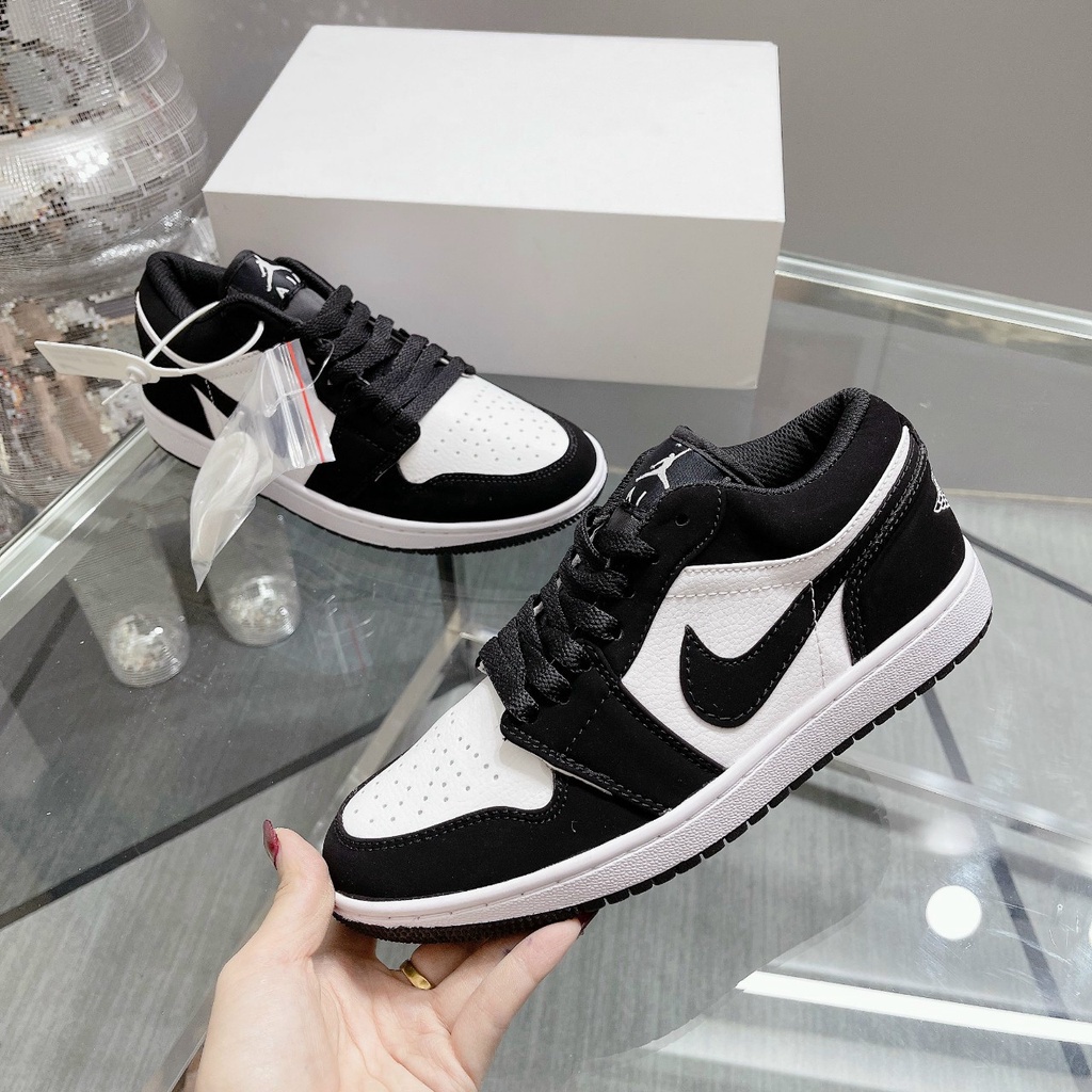 Giày Jordan Cổ Thấp Nam Nữ, Giày Sneaker JD1 Đen Trắng PanDa. [Thế Giới Giày Sneaker95]