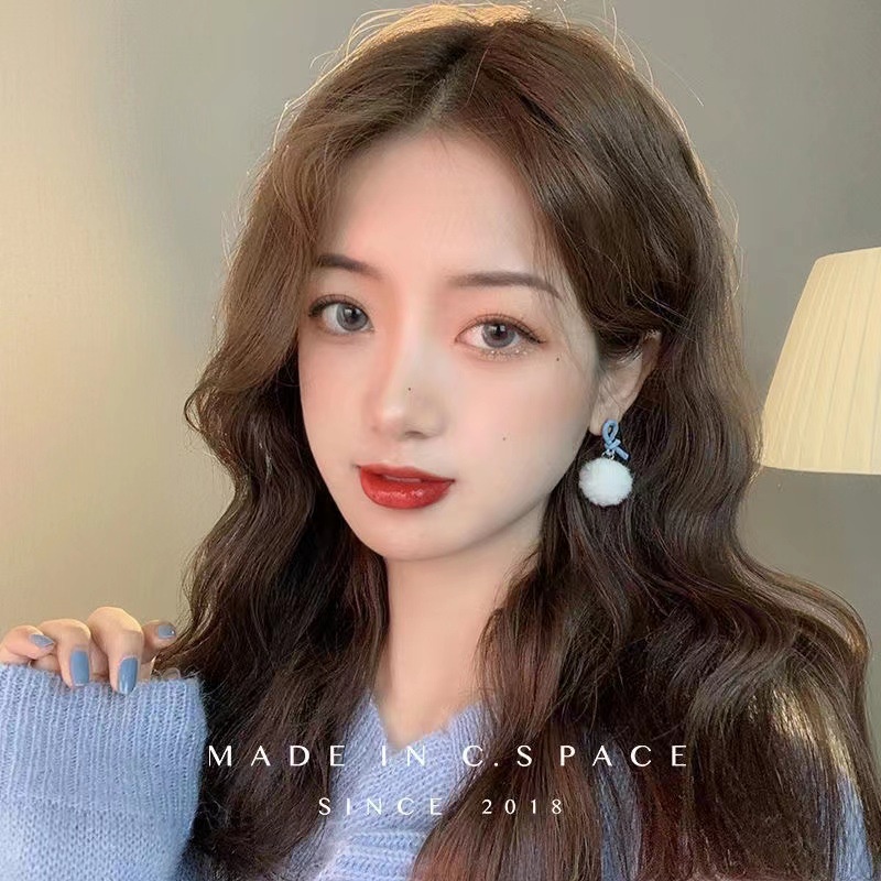 Bông Tai Đính Bóng Lông Màu Xanh Dương / Trắng Thời Trang Thu Đông Dễ Thương Cho Nữ