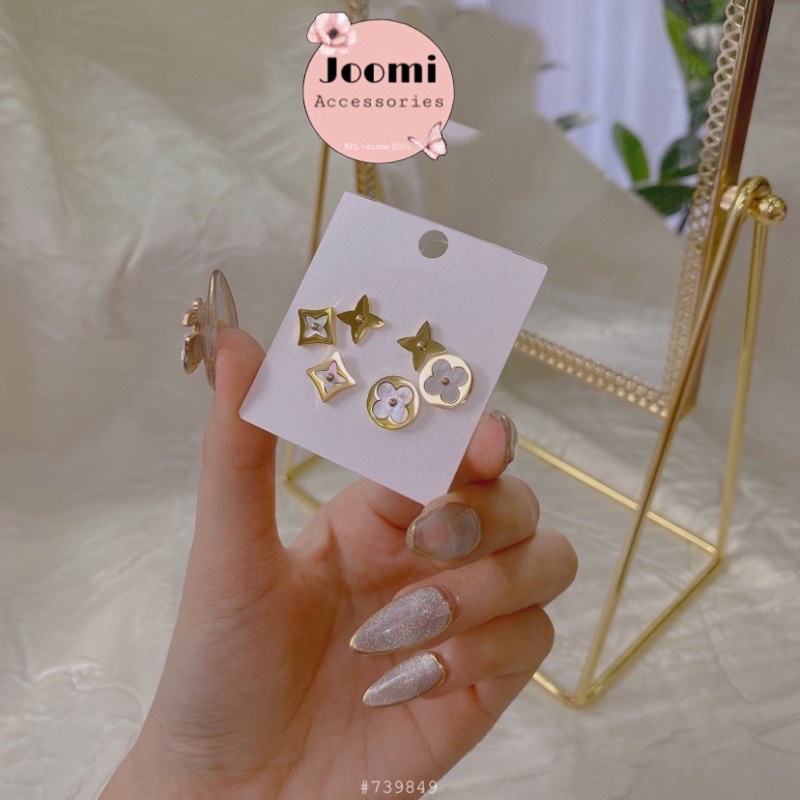 Khuyên Tai nam nữ LV titan thời trang hiện đại