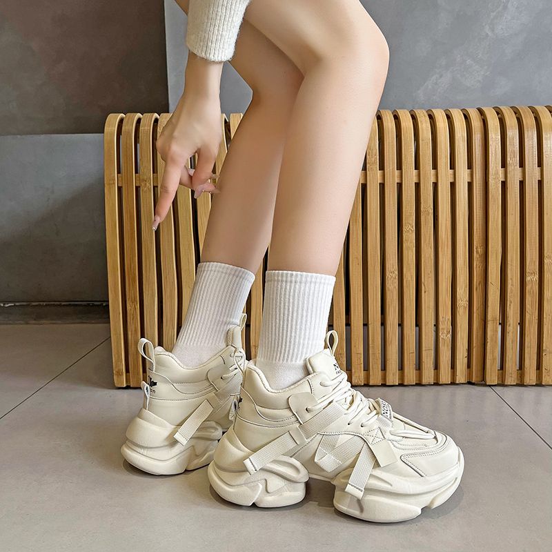 Giày Thể Thao Đế Dày Siêu Nhẹ Phong Cách Mới