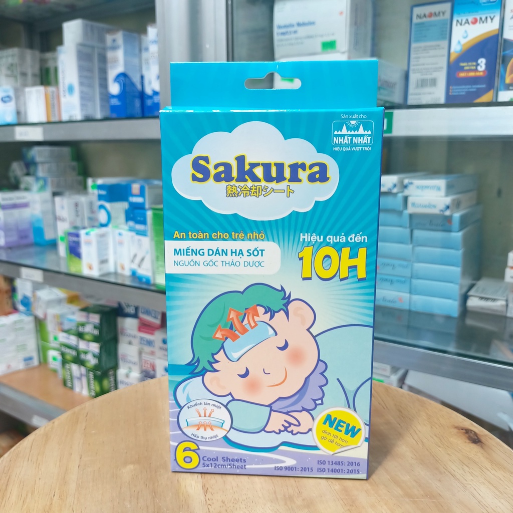 Miếng dán hạ sốt Sakura hộp 3 gói