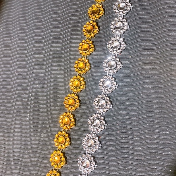 Lẻ 1m 1 hàng dây đá hoa thị (đá hoa mai) cuộn kim sa trang trí oản tài lộc, oản thờ, làm đồ handmade