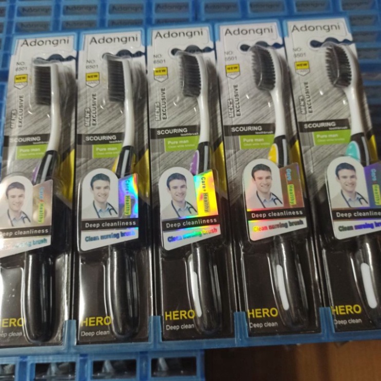 (Giá Sỉ) Bàn Chải Đánh Răng Than Tre Hoạt tính HERO Mỹ Loại 1 - an toàn tuyệt đối cho sức khỏe