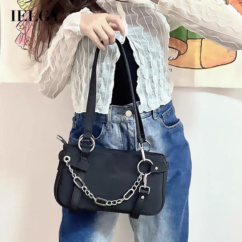 IELGY Túi Đeo Chéo Màu Đen Phối Dây Xích Thời Trang Cho Nữ