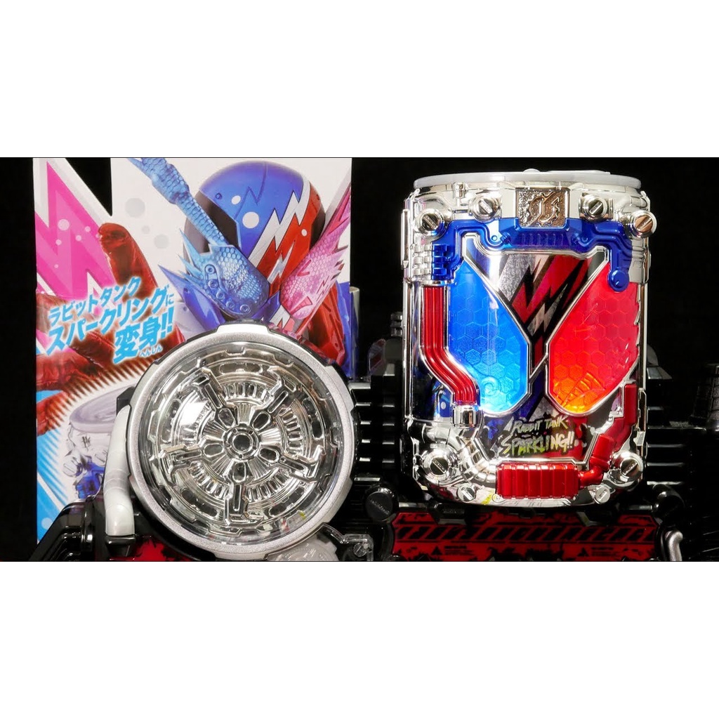 Mô hình đồ chơi chính hãng Bandai DX Rabbit Tank Sparkling Full Bottle - Kamen Rider Build