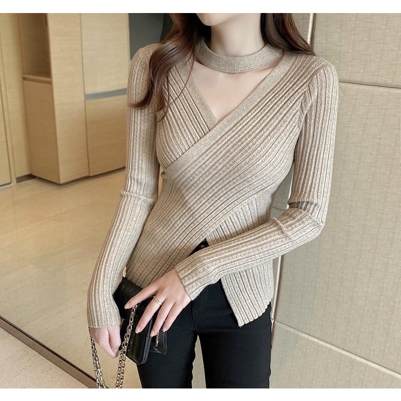 Áo len tăm cổ V chocker