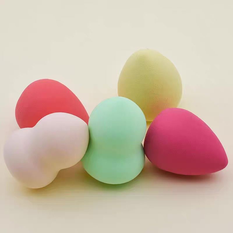 Bông mút trang điểm tán kem nền