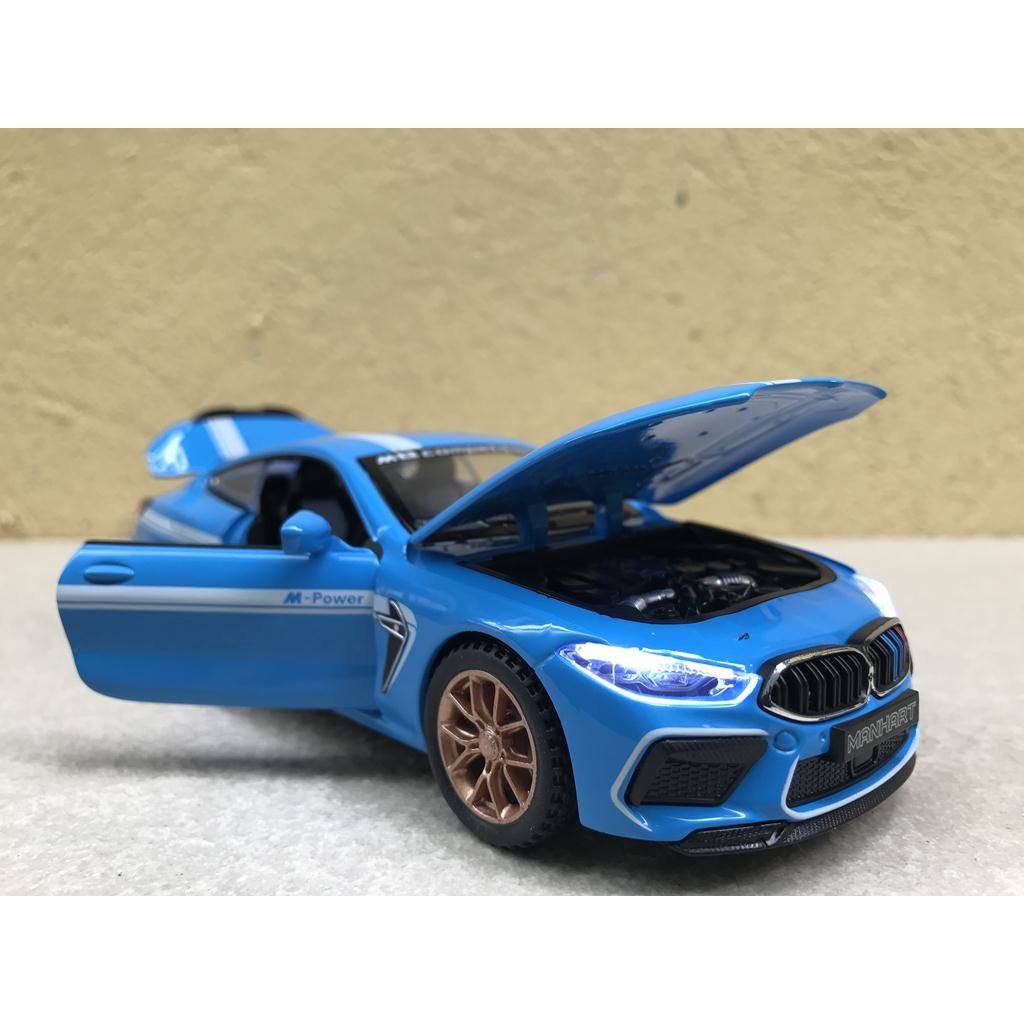Mô hình xe ô tô BMW M8 2022 - 1:32