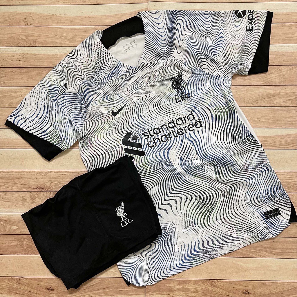 Áo Bóng Đá CLB Liverpool, Áo Đá Banh Liver 2022/2023 - Chuẩn Mẫu Thi Đấu - Vải Polyester Gai Thái