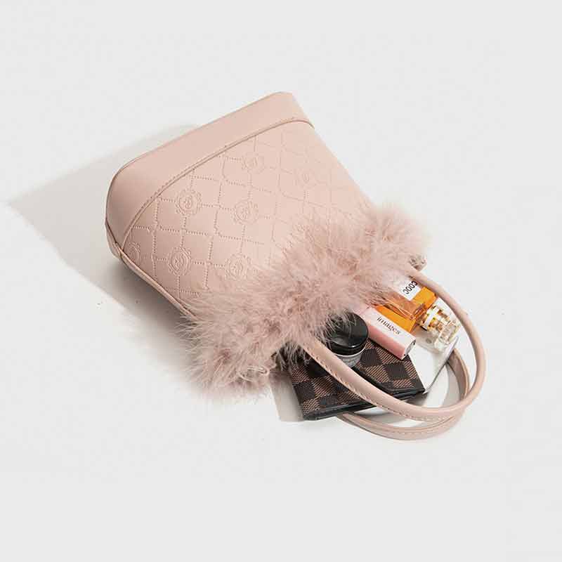 Túi Đeo Chéo Phối Lông Thời Trang Thu Đông Xinh Xắn Cho Nữ