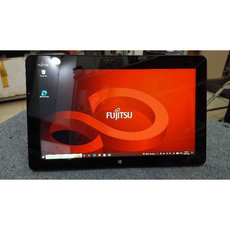 Máy tính bảng Fujitsu r726