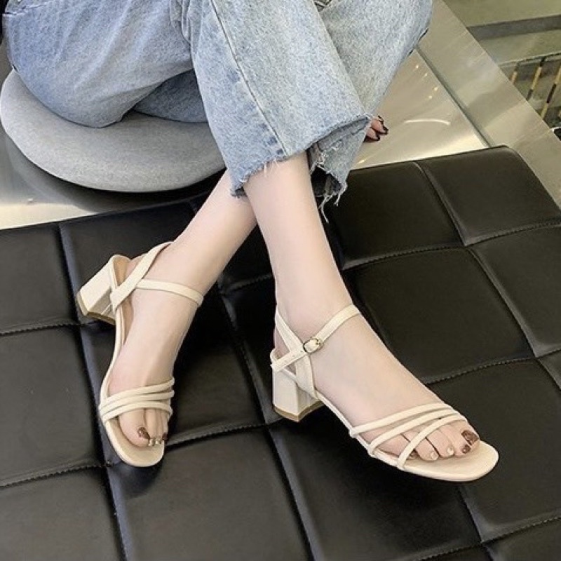 Giày sandal gót vuông 5 phân 3 quai ngang chéo da mềm khoá cài