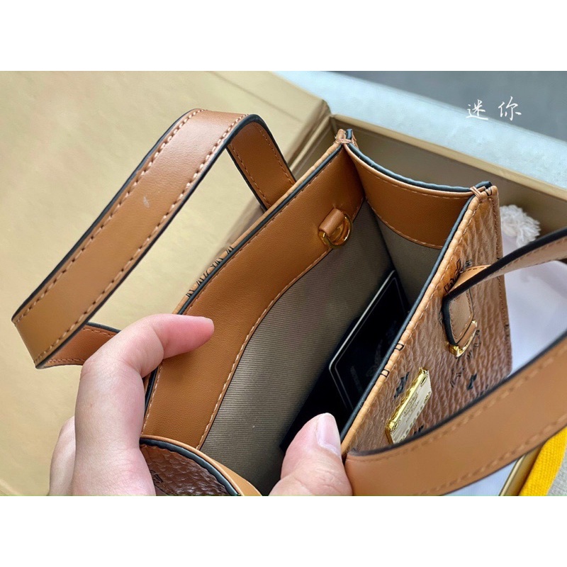 Hàng sẵn Túi xách nữ fullbox